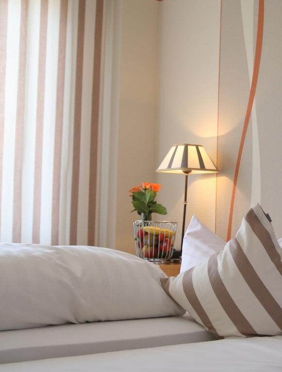 Hotel Gasthof Roessle Stetten am Kalten Markt Екстер'єр фото