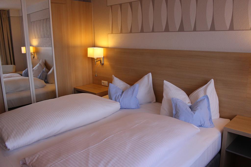 Hotel Gasthof Roessle Stetten am Kalten Markt Номер фото